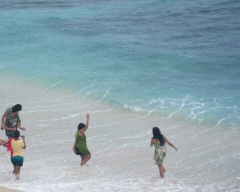 Dream Beach Nusa Lembongan