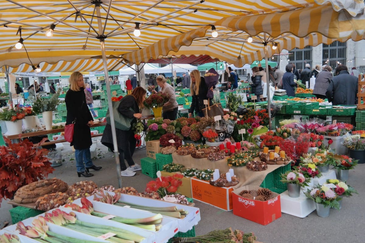 burklimaart-market-burkliplatz-zurich-swiss