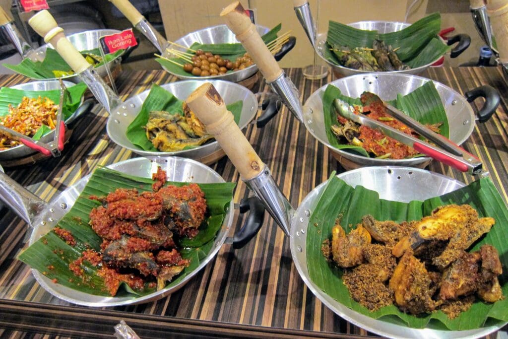 Nasi Padang Ganja