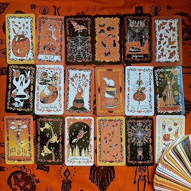 Soni Graves Happy Halloween Tarot