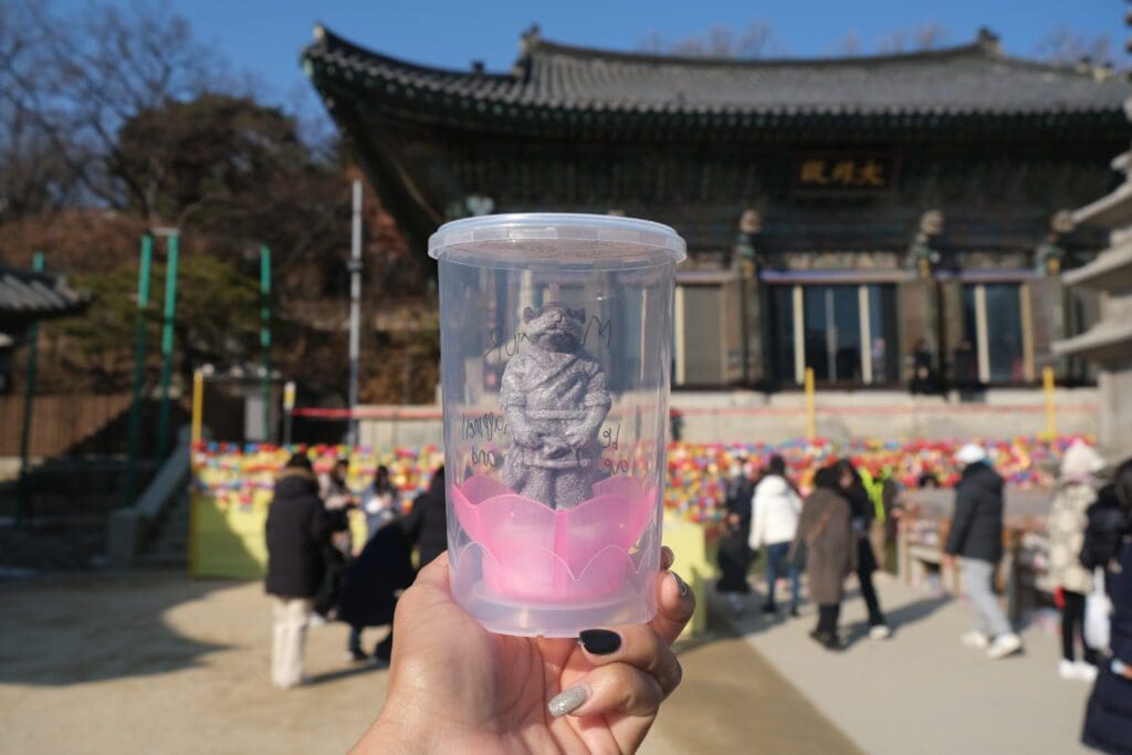 korean-new-year-tradition-bongeunsa-temple-seoul