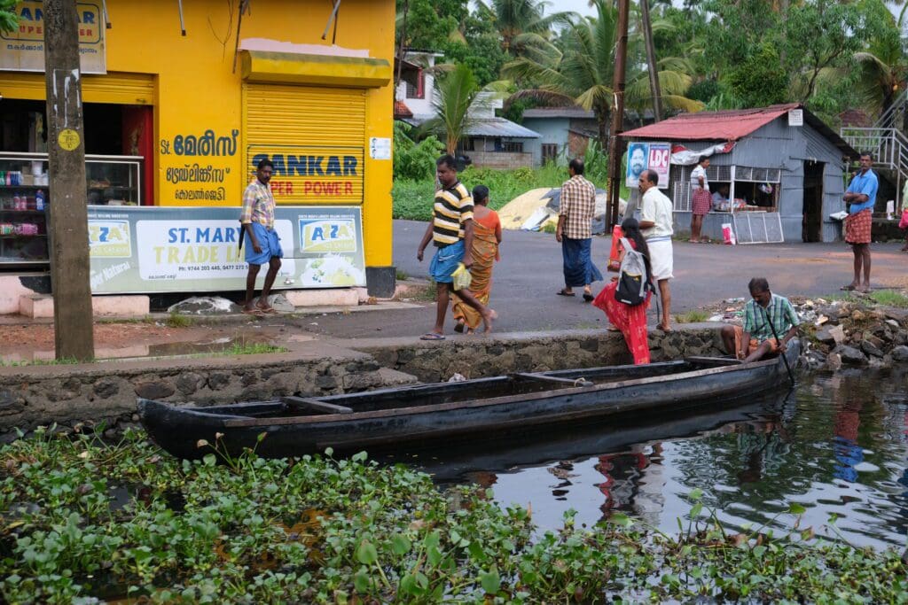 houseboat alleppey kerala