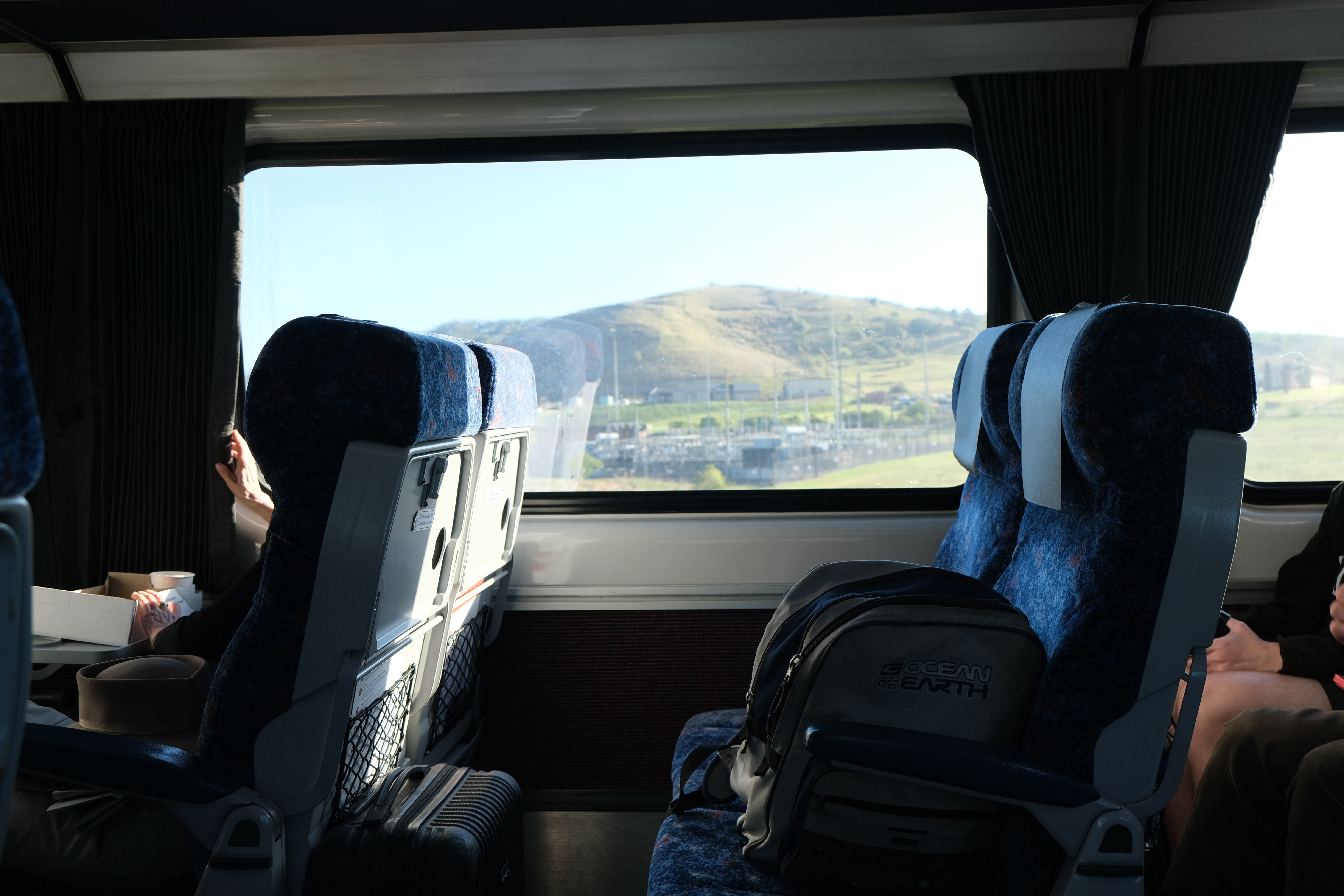 xplorer-train-first-class-sydney-canberra