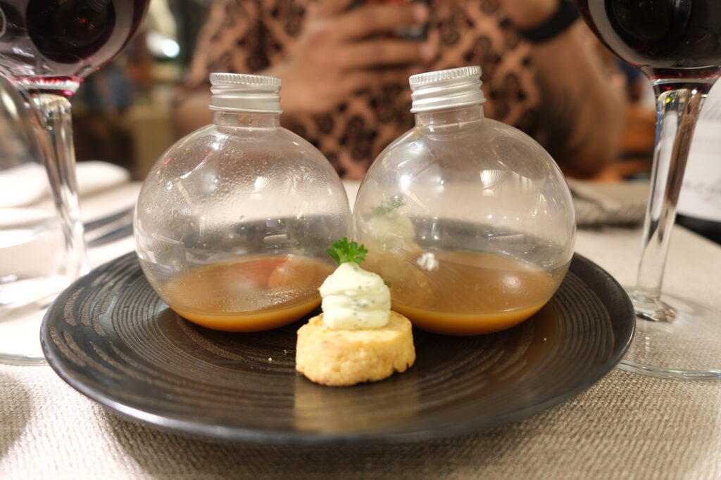 Marmite et Tire-Bouchon Noumea New Caledonia French Restaurant