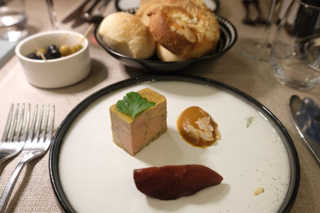 Marmite et Tire-Bouchon Noumea New Caledonia French Restaurant