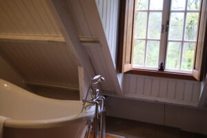 Arnhem-netherlands-hotels-bathrooms