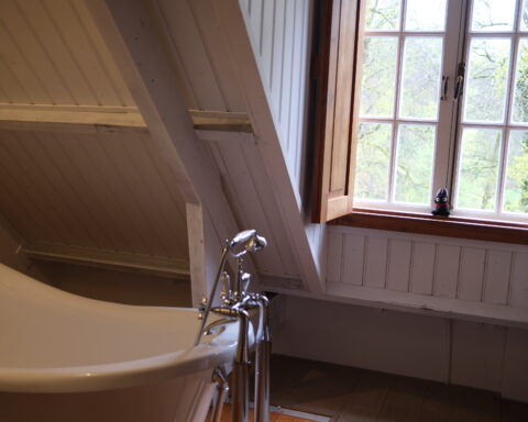 Arnhem-netherlands-hotels-bathrooms