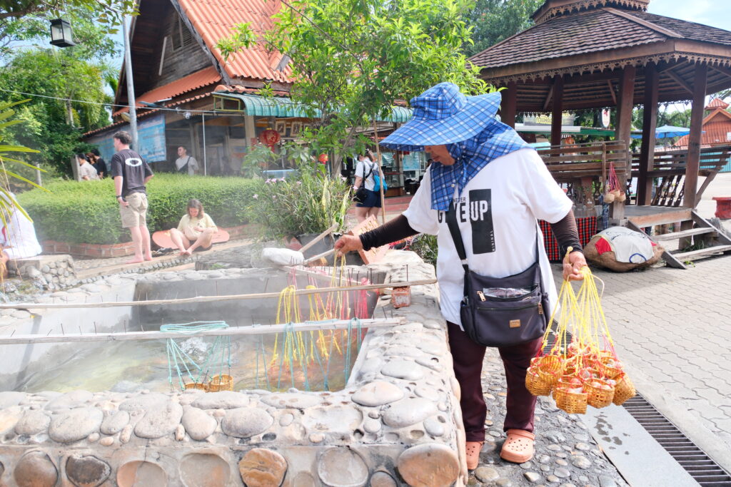 thaweesin-hot-spring-eggs-chiang-rai